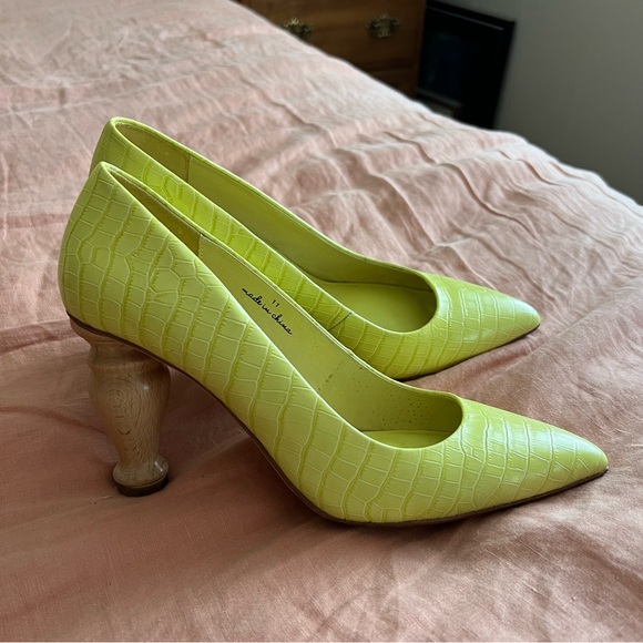 CHARLOTTE STONE Baughn Acid Yellow Heel Size 11 - Picture 2 of 8